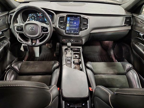 2019 VOLVO XC90 R-Design