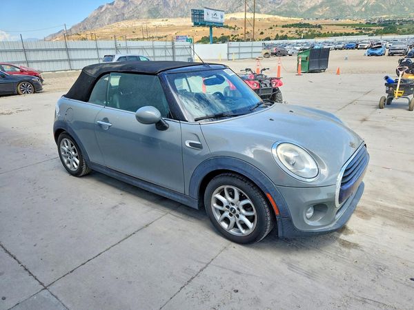 2016 MINI COOPER