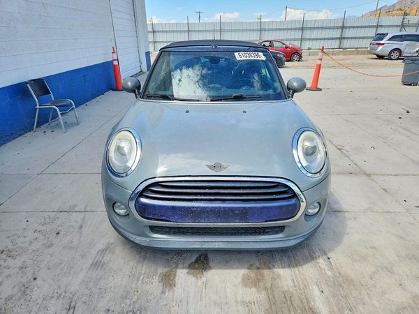 2016 MINI COOPER