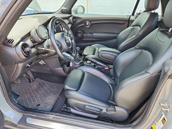 2016 MINI COOPER