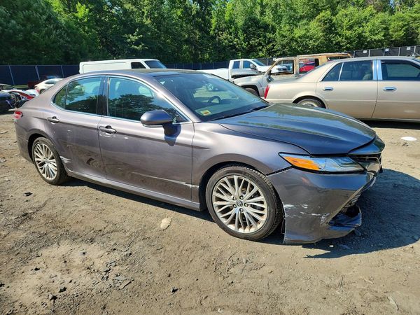2019 TOYOTA CAMRY
