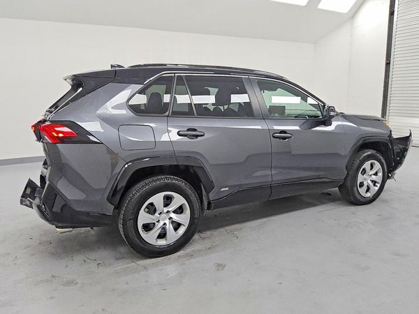 2025 TOYOTA RAV4 XSE
