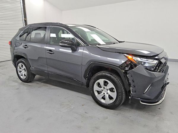 2025 TOYOTA RAV4 XSE