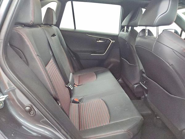 2025 TOYOTA RAV4 XSE