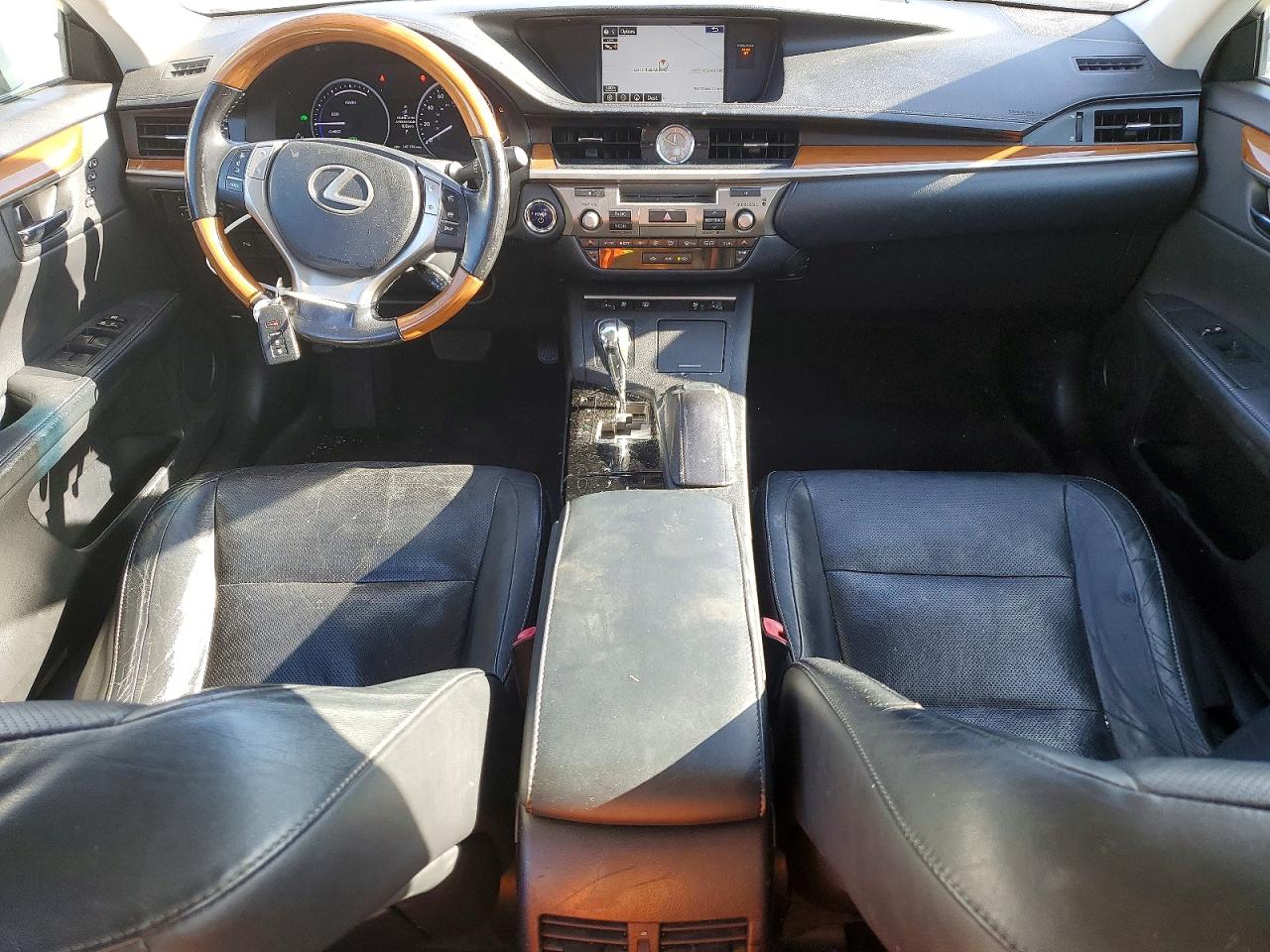 2015 LEXUS ES 300h
