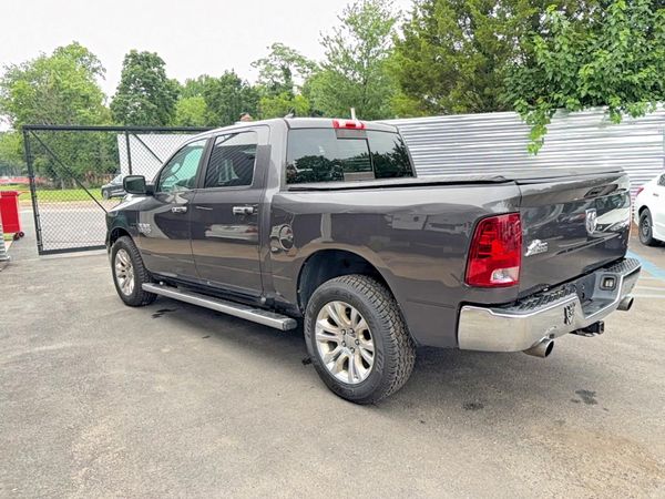 2015 RAM 1500 SLT