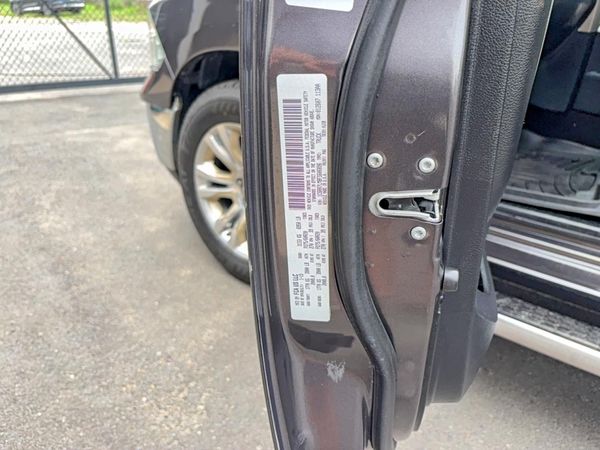 2015 RAM 1500 SLT