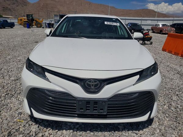 2019 TOYOTA CAMRY