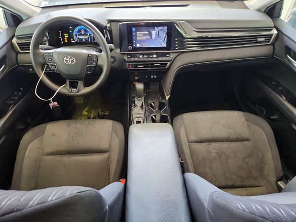 2025 TOYOTA CAMRY