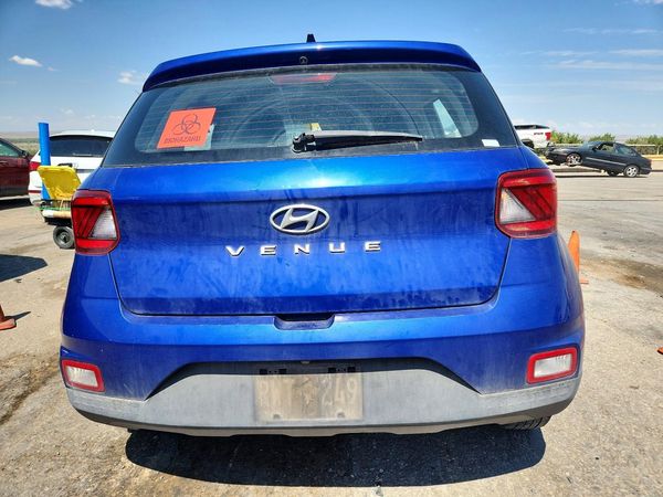 2022 HYUNDAI VENUE