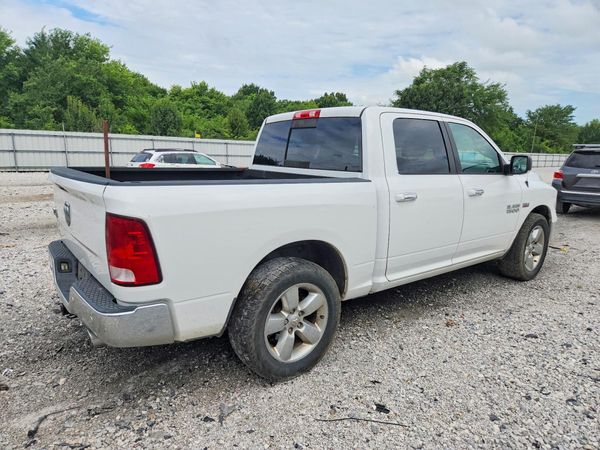 2016 RAM 1500 SLT REGULAR CAB