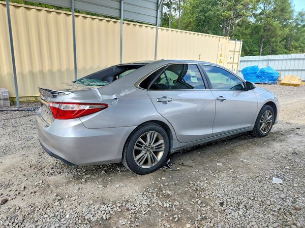 2015 TOYOTA CAMRY