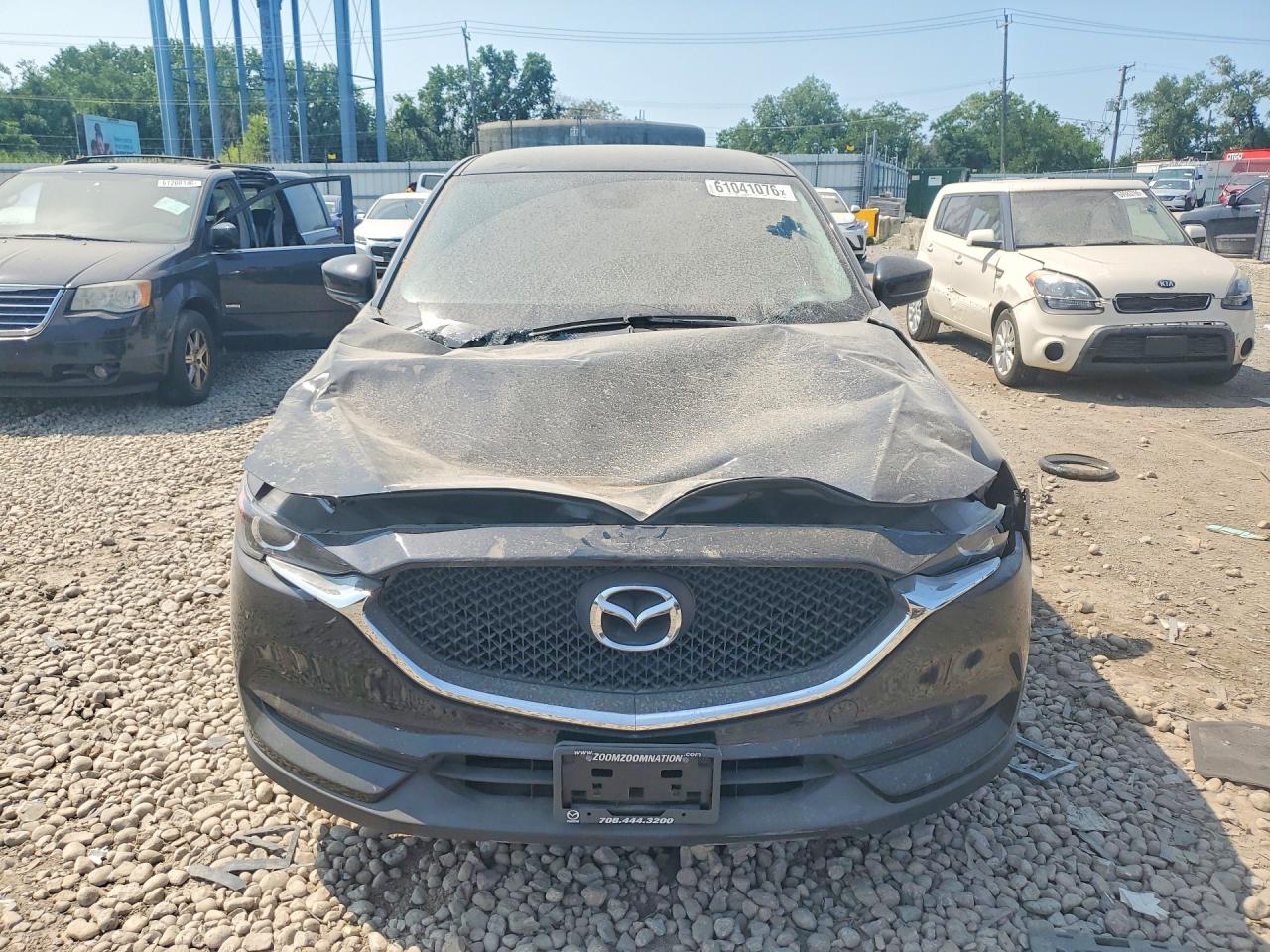 2017 MAZDA CX-5 Sport