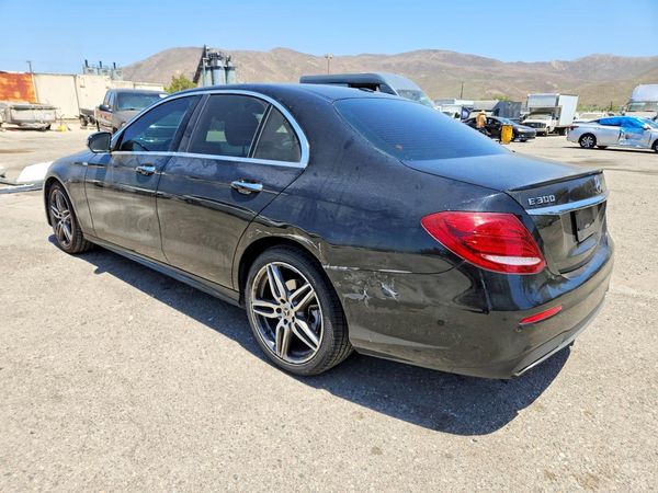 2018 MERCEDES-BENZ E E300