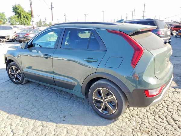 2025 KIA NIRO