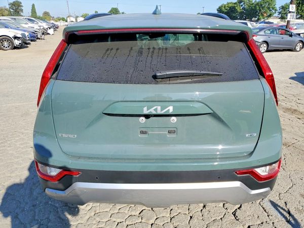 2025 KIA NIRO