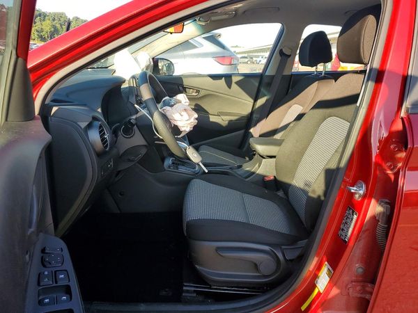 2020 HYUNDAI KONA SE