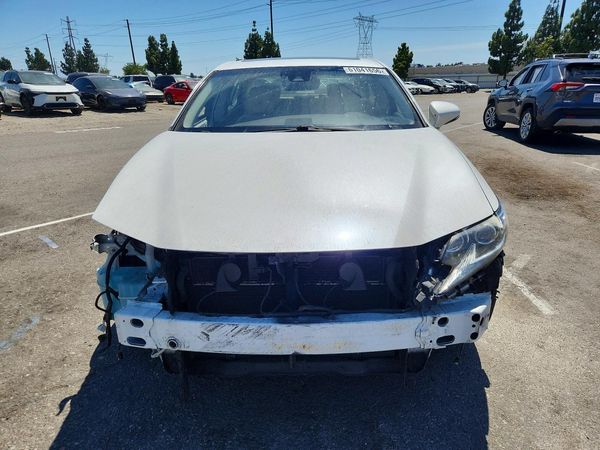 2016 LEXUS ES 300h
