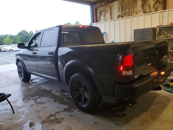 2024 RAM 1500 CLASSIC SLT / Warlock