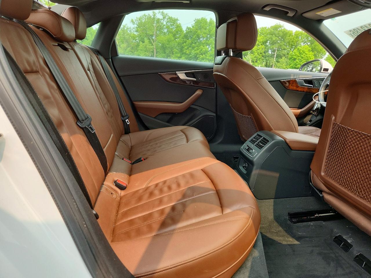 2019 AUDI A4 quattro Premium