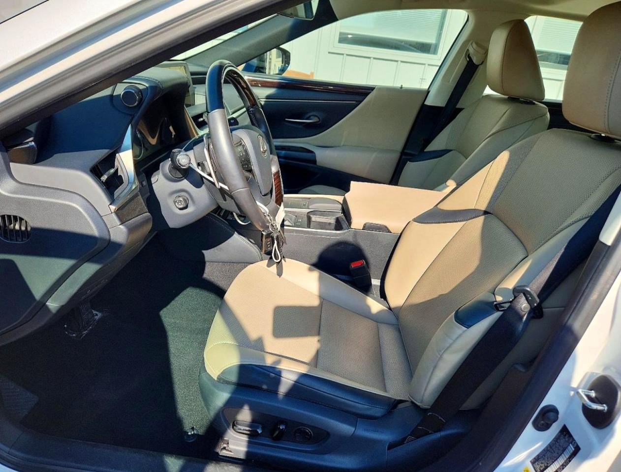 2019 LEXUS ES 350