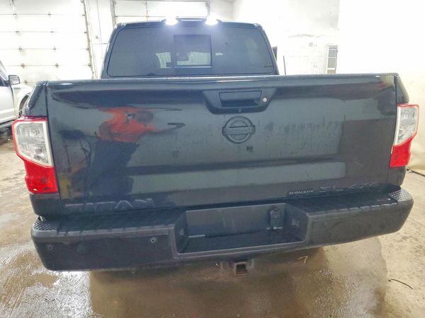 2018 NISSAN TITAN