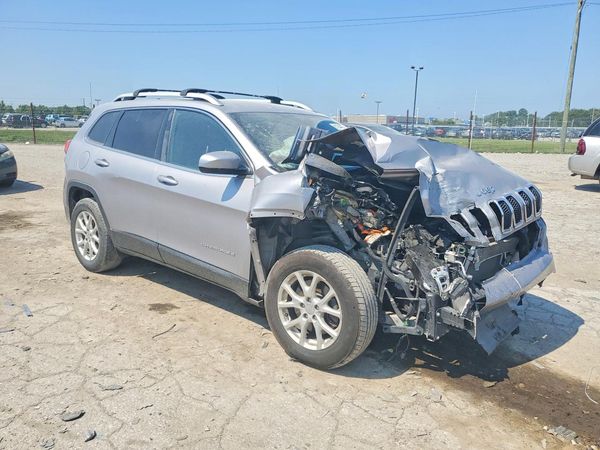 2018 JEEP CHEROKEE LATITUDE FWD