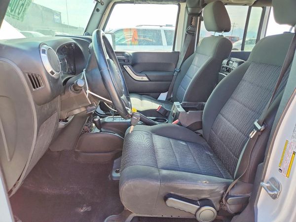 2012 JEEP WRANGLER Sahara