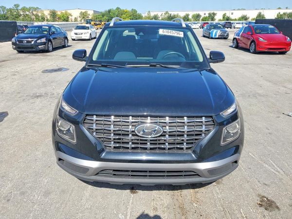 2022 HYUNDAI VENUE SEL & Limited