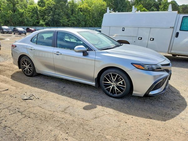 2024 TOYOTA CAMRY SE — Passenger 3/4
