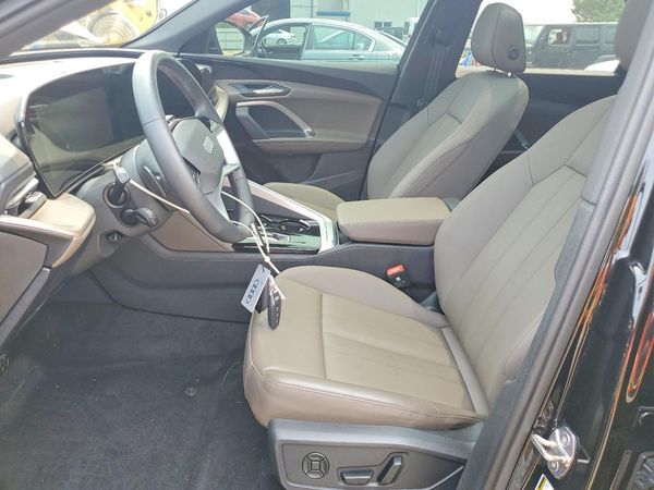 2025 AUDI Q5