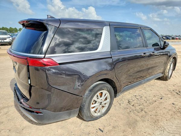 2024 KIA CARNIVAL LX, LX Seat Package