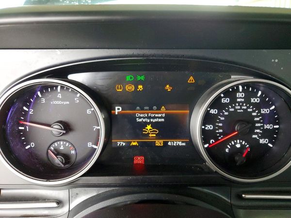 2024 KIA CARNIVAL LX, LX Seat Package
