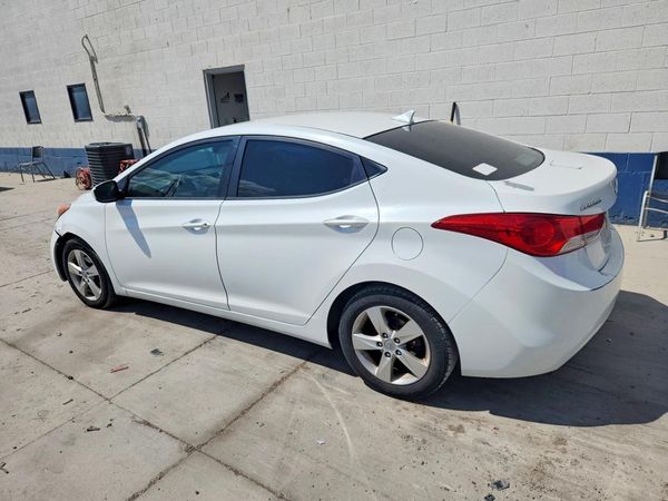 2013 HYUNDAI ELANTRA