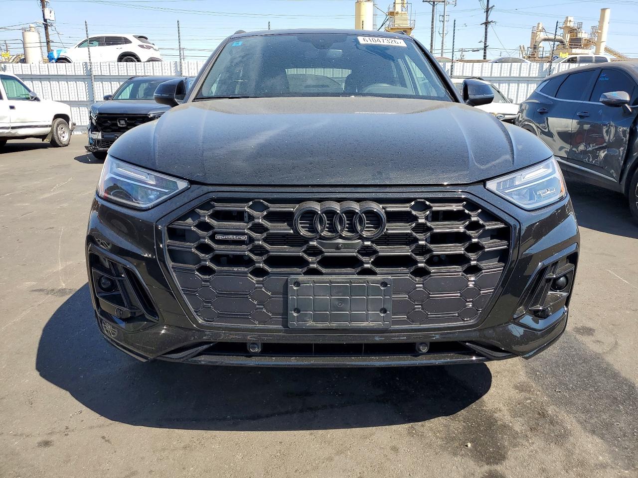 2025 AUDI Q5 E