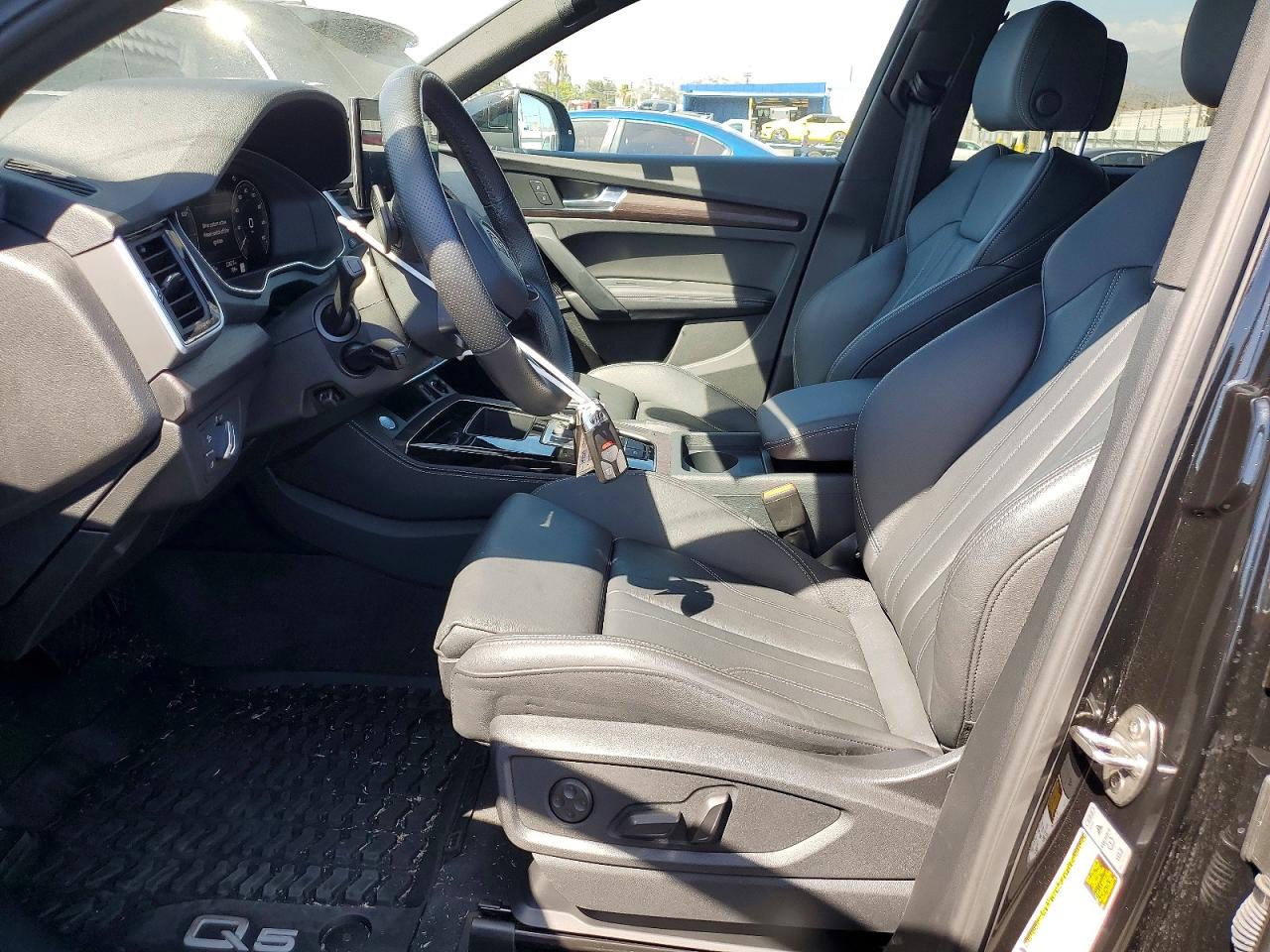 2025 AUDI Q5 E