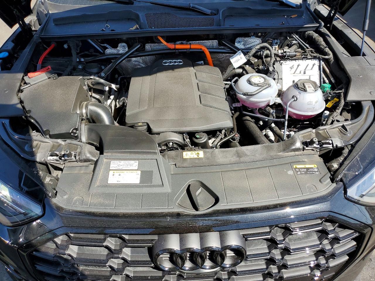 2025 AUDI Q5 E