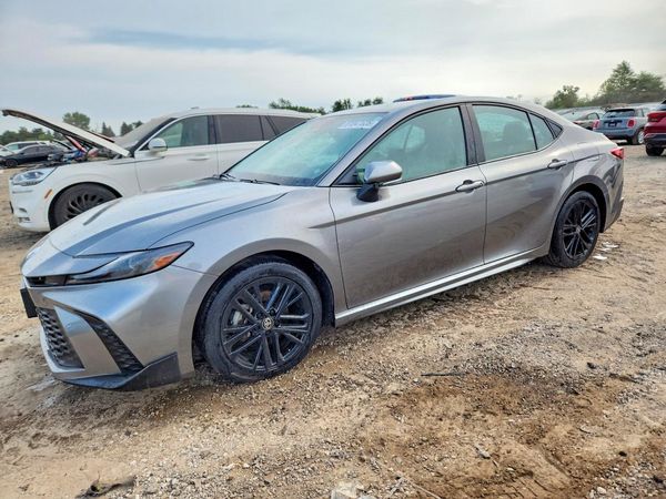 2025 TOYOTA CAMRY