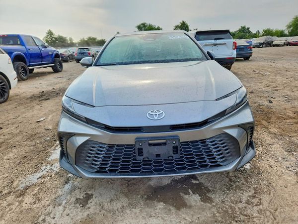 2025 TOYOTA CAMRY