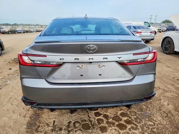 2025 TOYOTA CAMRY
