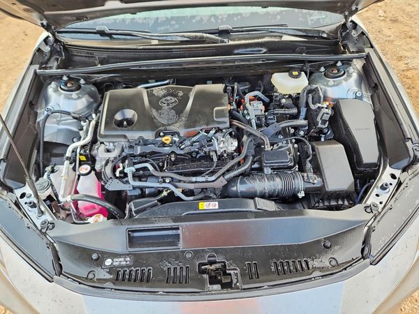 2025 TOYOTA CAMRY