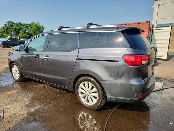 2016 KIA SEDONA EX - Middle level