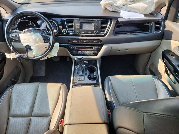 2016 KIA SEDONA EX - Middle level