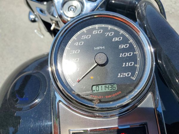 2018 HARLEY-DAVIDSON FL