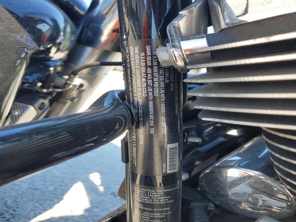 2018 HARLEY-DAVIDSON FL