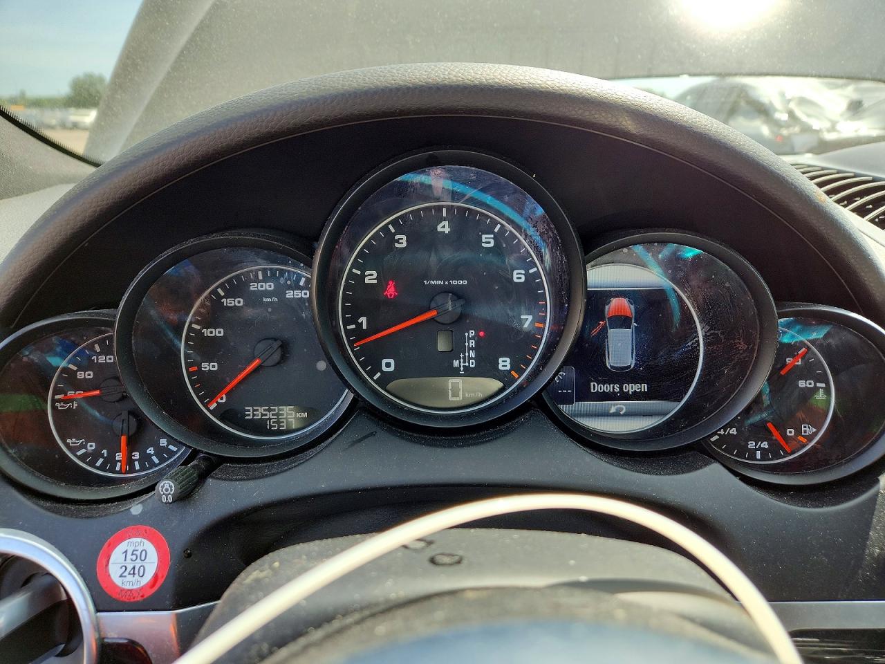 2017 PORSCHE CAYENNE