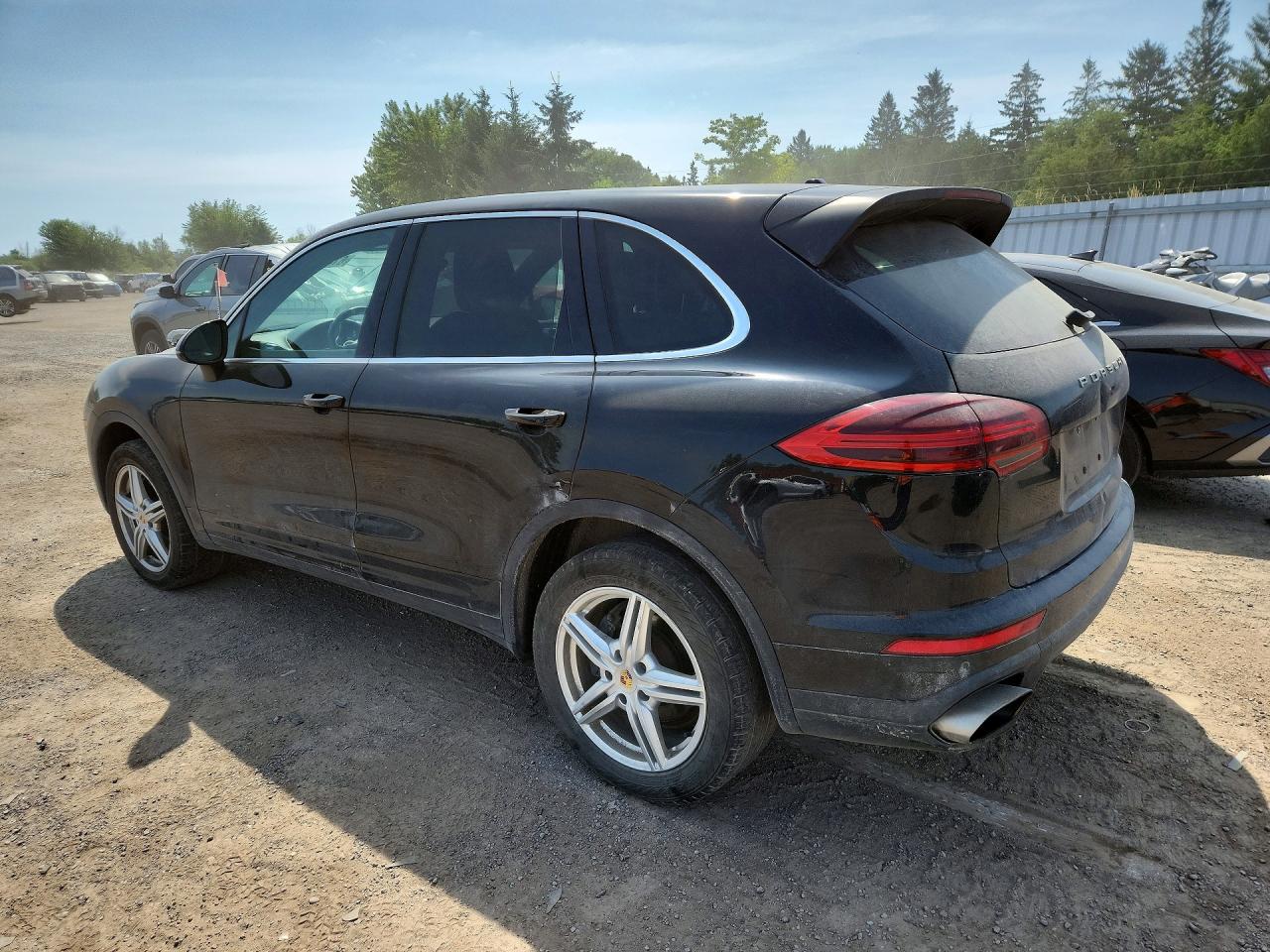 2017 PORSCHE CAYENNE