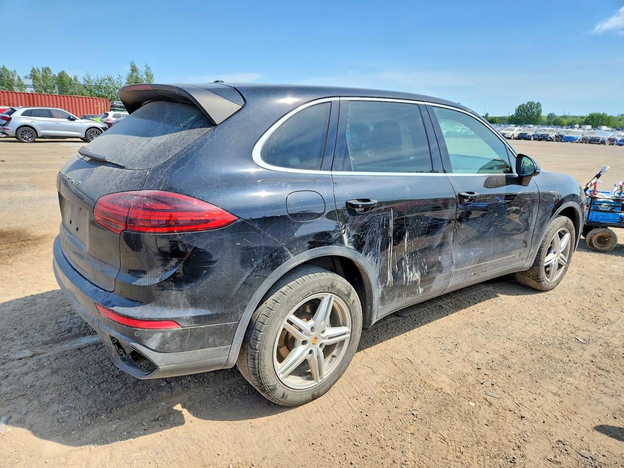 2017 PORSCHE CAYENNE