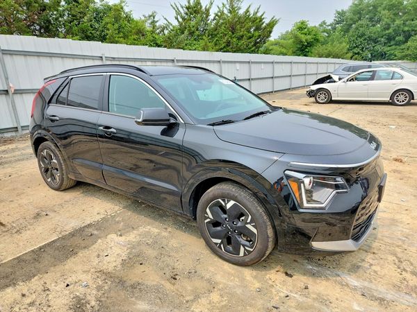 2025 KIA NIRO