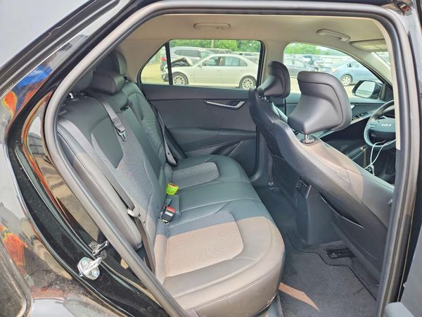 2025 KIA NIRO